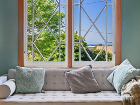 Santos 20th century cottage, Burnie